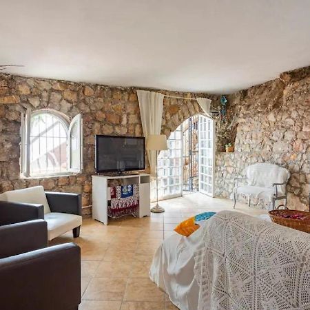 Amuni Al Mare Villa Bagheria Bagian luar foto